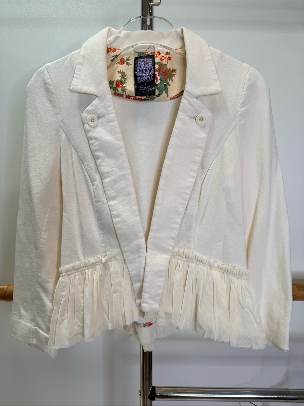 Free People Ivory Ruffle Blazer Jacket Size 8 Cream Pleated Hem